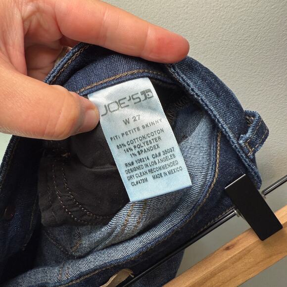 Joe's Jeans Women's Dark Wash Petite Skinny Jeans Size 27 - Picture 4 of 6